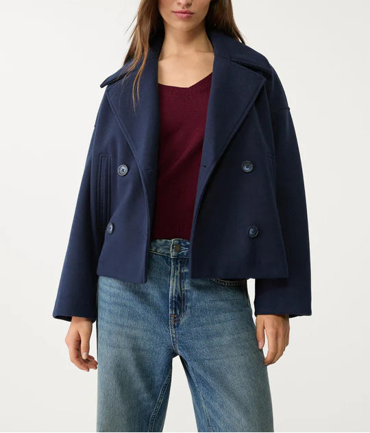 Noirelle Cropped Blazer