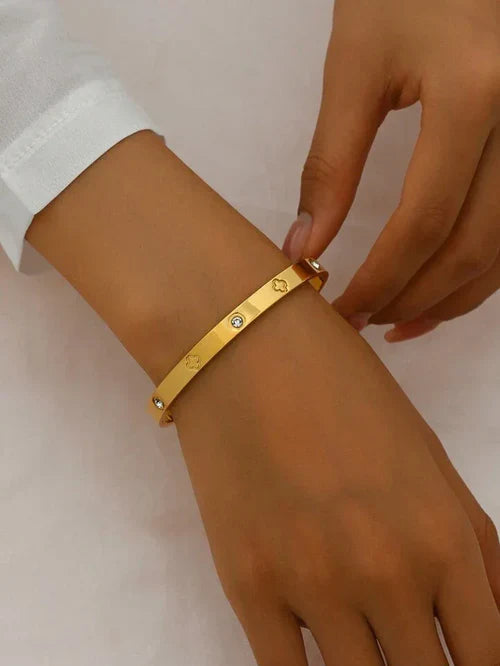 Serenella Clover Diamond Bangle