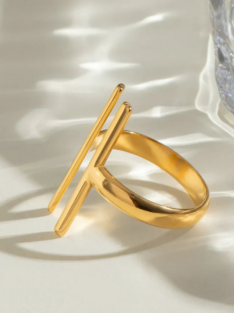 Zafira Dual Bar Statement Ring